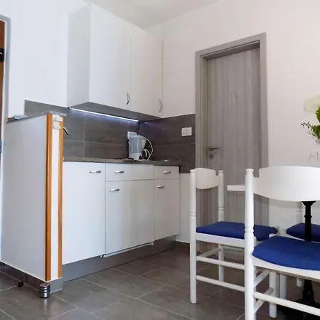 Moscenice 7689b Apartment Mošćenička Draga